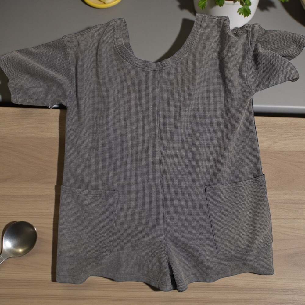 SHEIN EZwear Women's Round Neck Loose Short Sleeve T-Shirt Romper